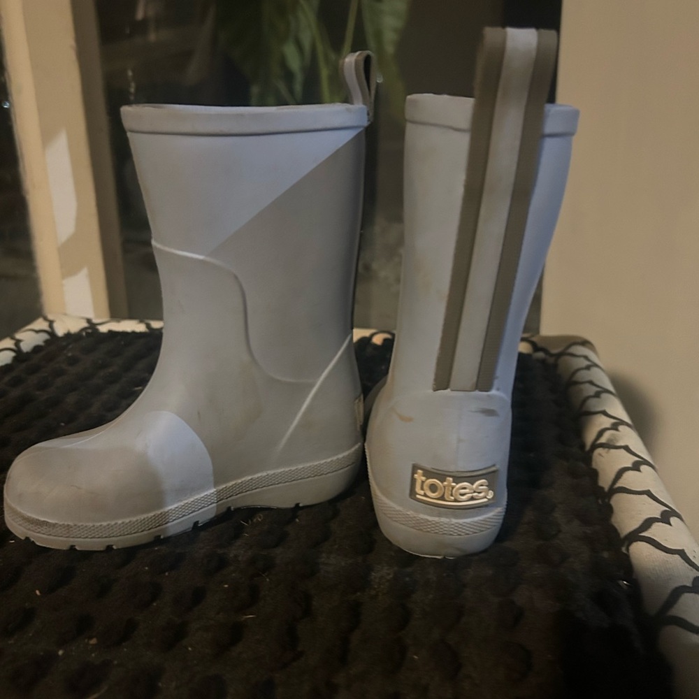 Totes light blue rain Boots